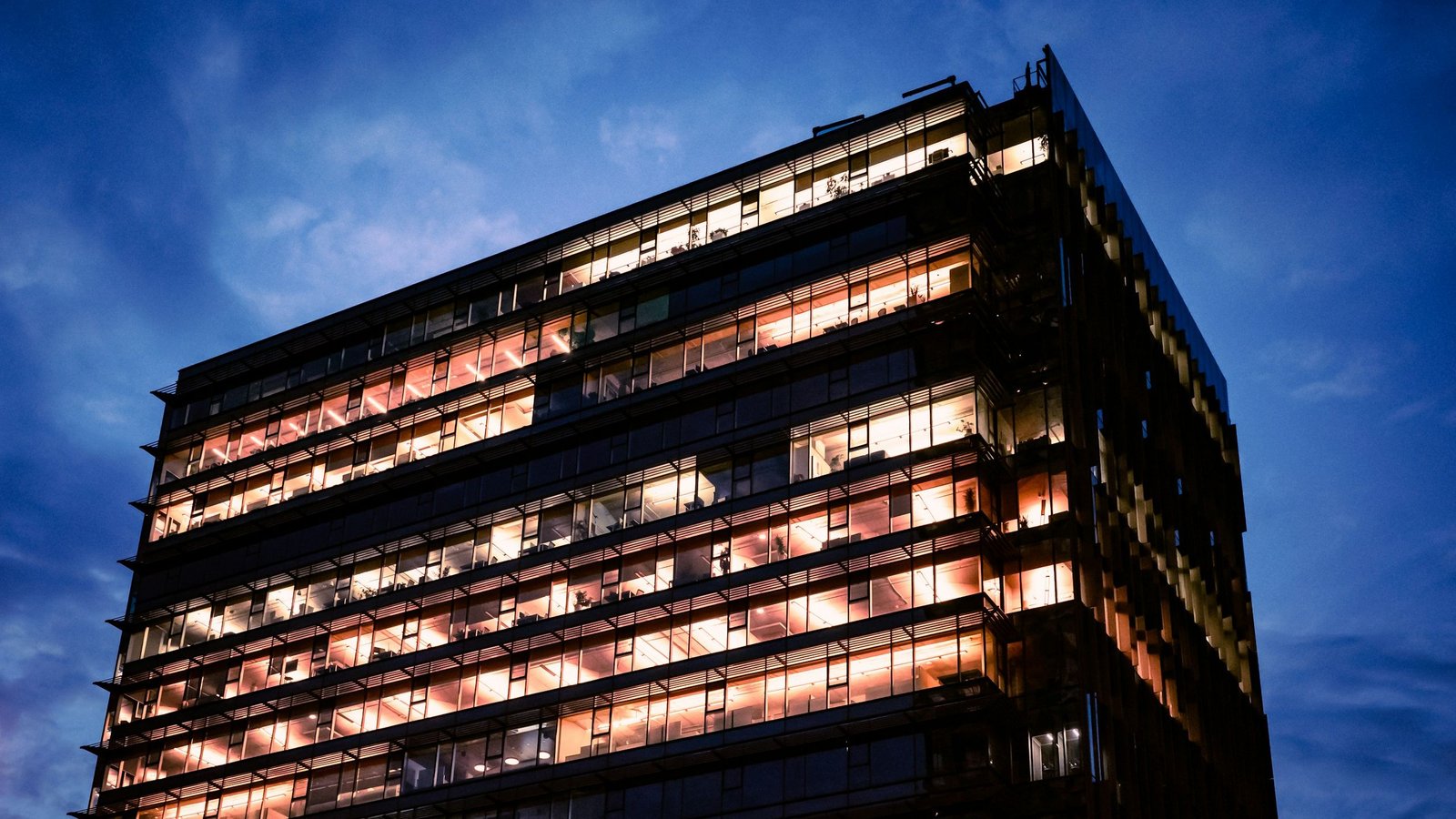 Digital marketing agency in Pune – RaRi Softworks office building at dusk