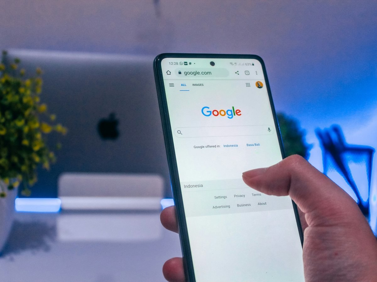 How Google AI Overviews work in India — RaRi Softworks